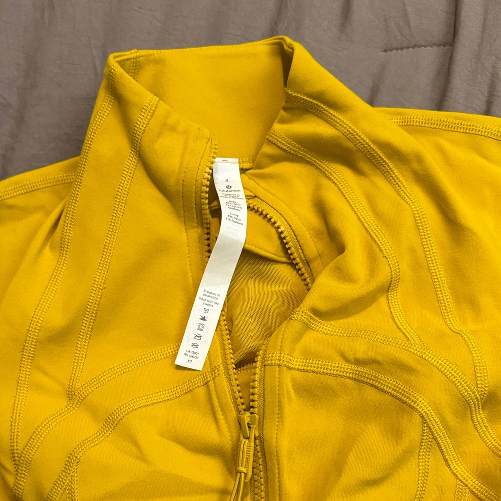 lululemon athletica yellow define jacket - Picture 2 of 2